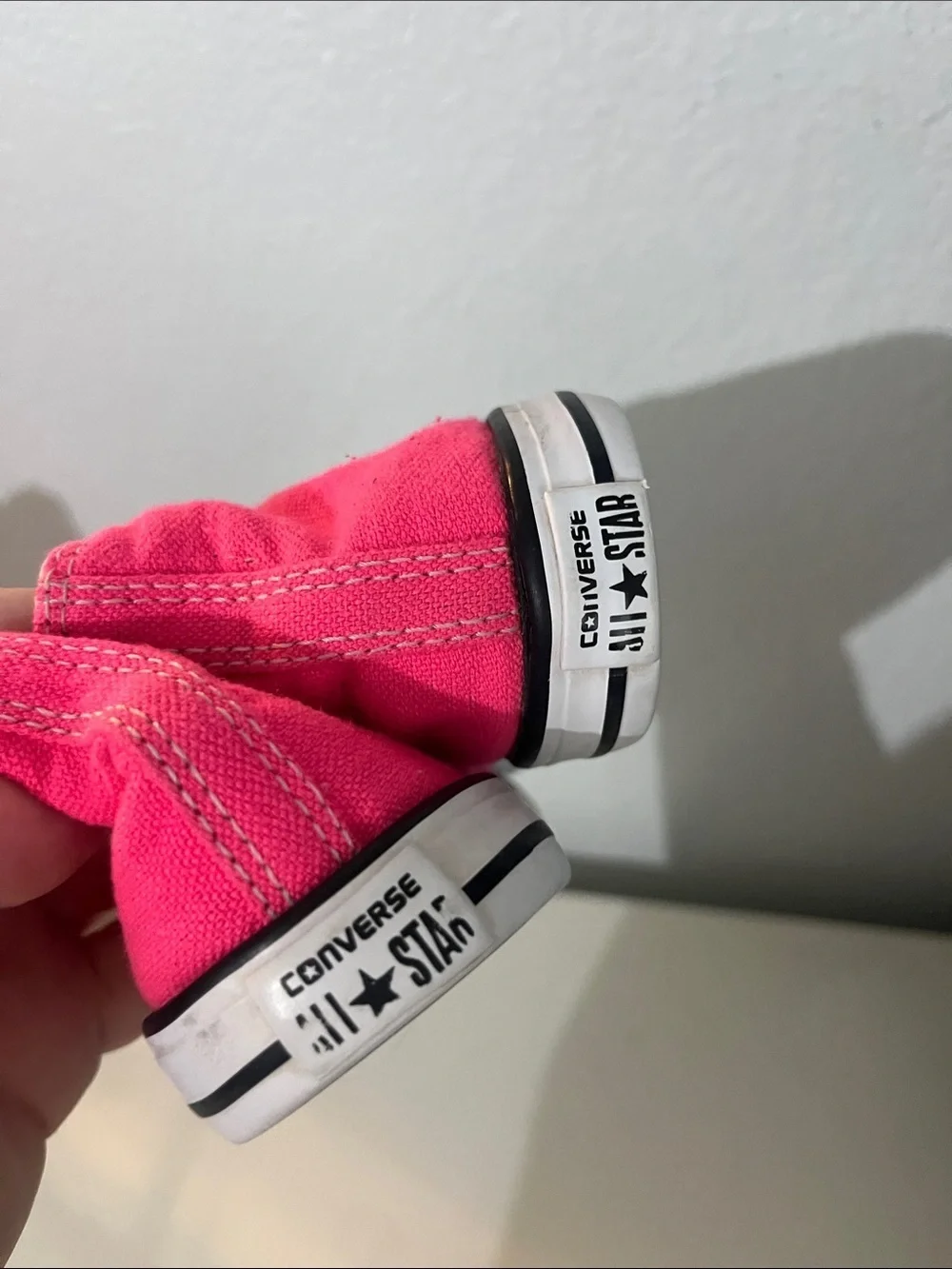 Converse Hi Tops Chucks Size 9 Hot Pink